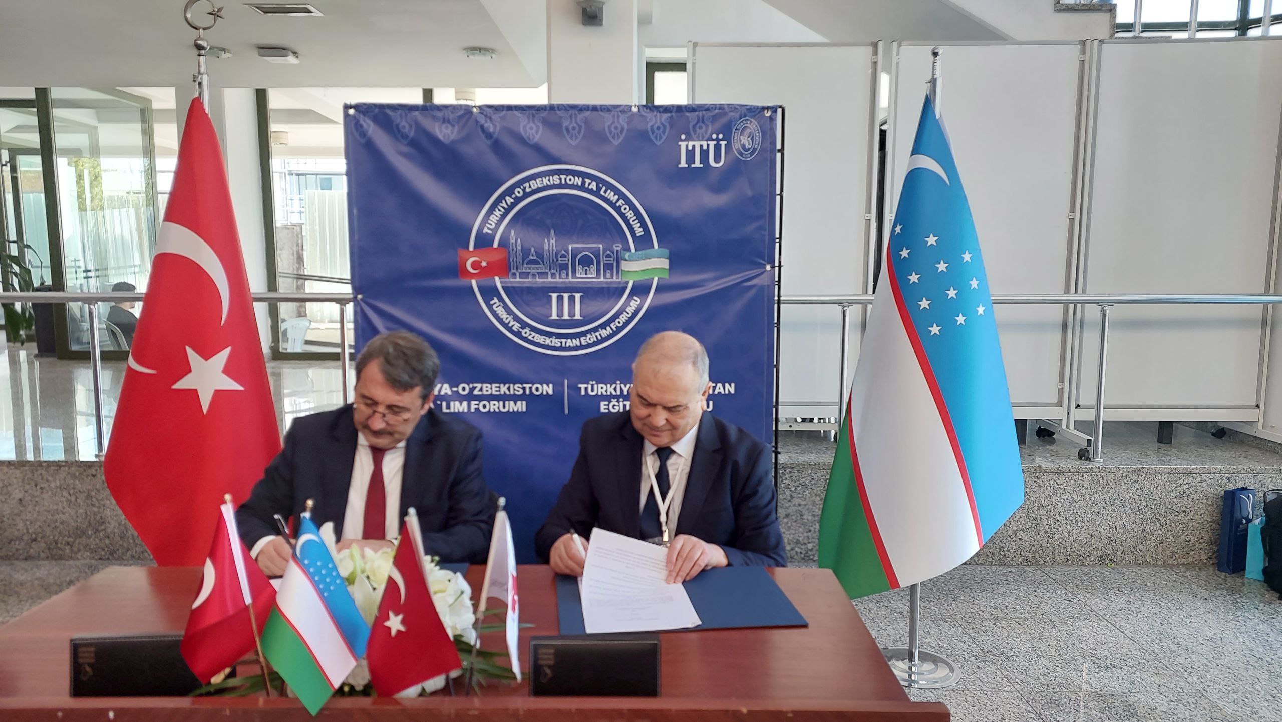 Mickey Mouse jinsiy aloqa video